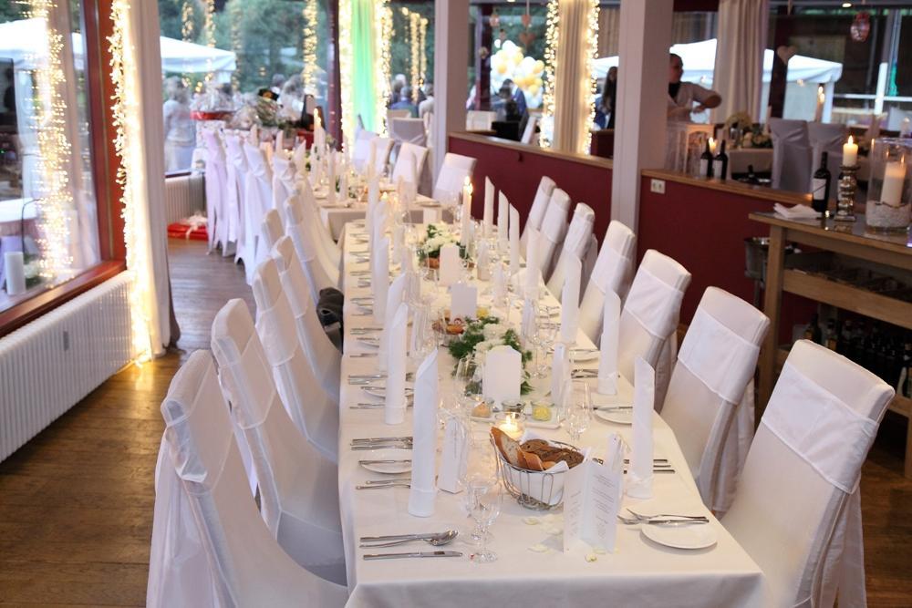 Malteser Komturei Hotel / Restaurant Bergisch Gladbach Extérieur photo